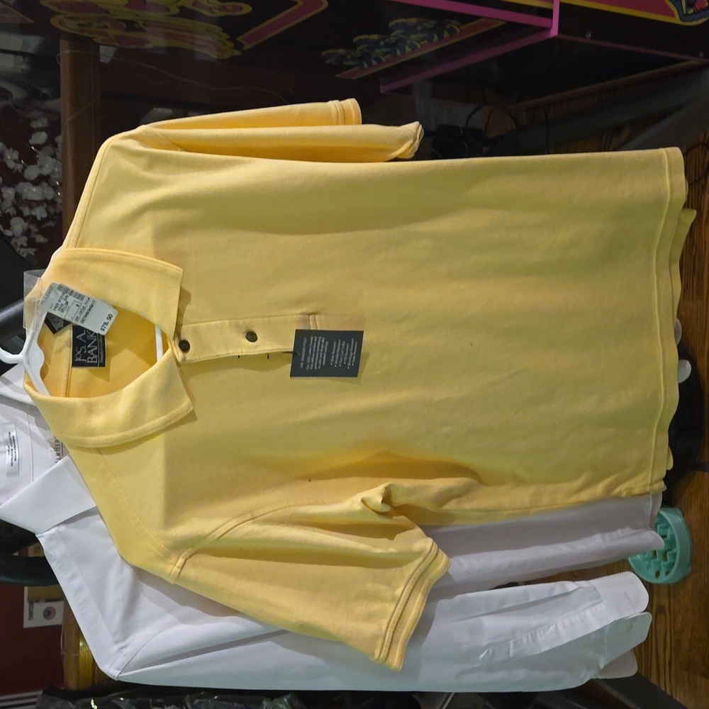 JoS.A Bank Travlers Collection Yellow Polo, Size M, NWT
